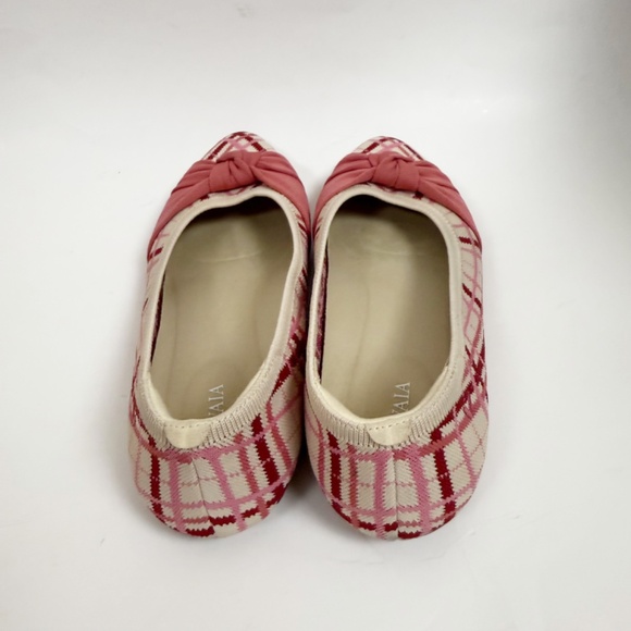 Vivaia Almond Toe Knotted Multi Colored Flats Size 40 - Picture 3 of 6